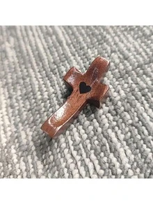 1/3/5/10/20 pezzi Croci in legno vintage con dettagli a forma di cuore - Croci cristiane portatili adatte per preghiera, conforto e esposizione da tavolo - Croci in legno multifunzionali adatte per decorazione domestica e regali religiosi, decorazioni stagionali, loghi e targhe