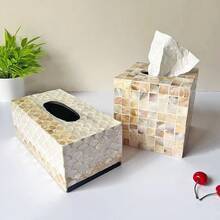 1 pièce Boîte à mouchoirs incrustée de coquillages naturels dorés, style de luxe pour le salon, la salle à manger, porte-serviettes de bureau minimaliste. Convient pour les restaurants, la maison, la chambre, le salon, la salle de bain, le Nouvel An, Halloween, cadeau de Noël