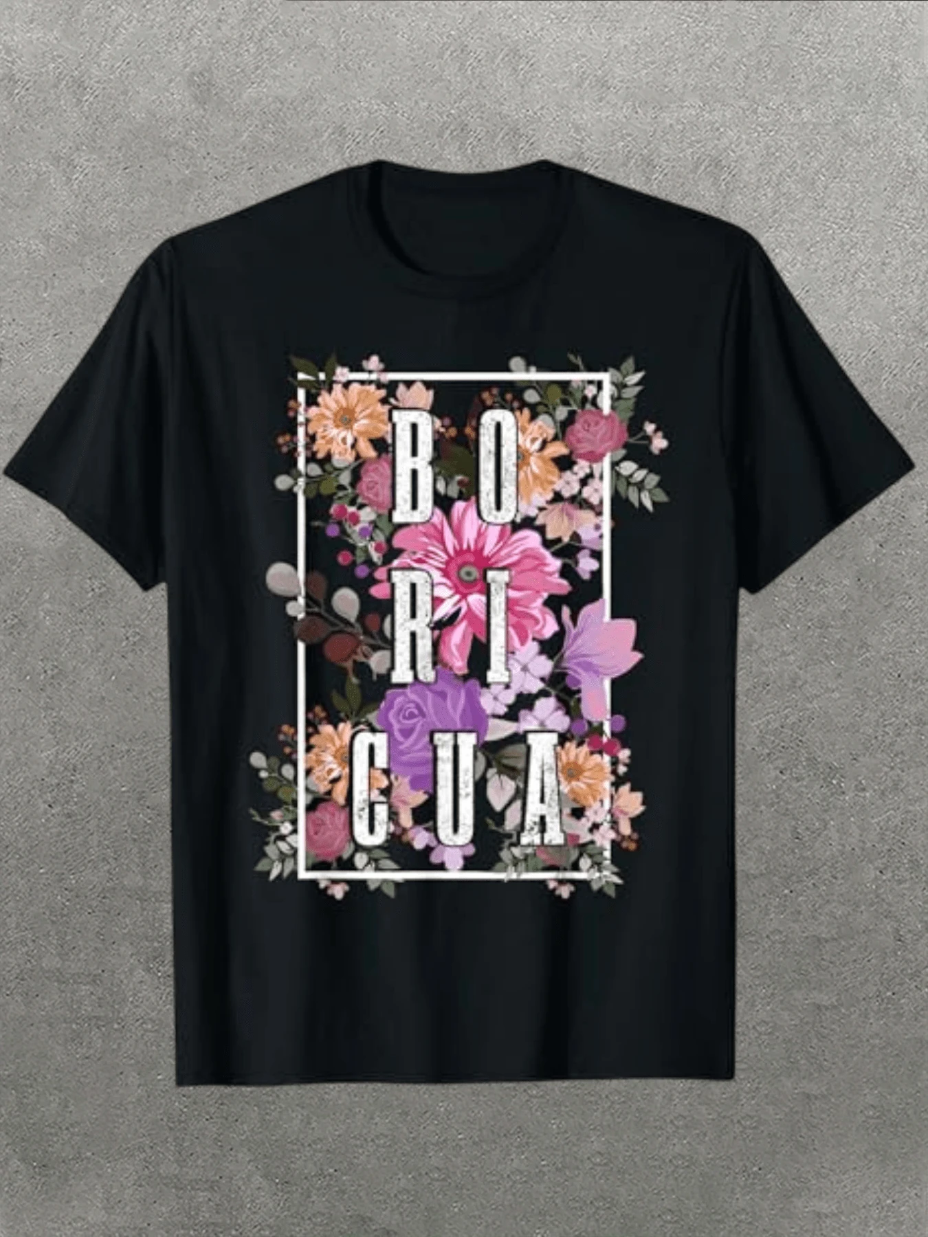 Women's Casual T-Shirt With "Boricua" Floral Frame Graphic Comfortable And Soft Short-Sleeved T-Shirt, 100% Cotton, 220 G, Ideal For Spring And Summer, Unisex.