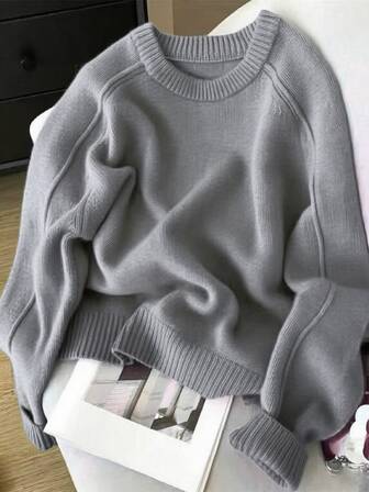 Women's Solid Color Minimalist Round Neck Long Sleeve Soft & Cozy Knit Sweater