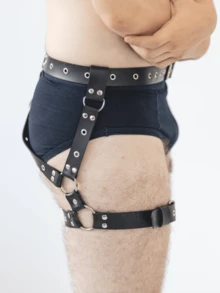 Leder Oberschenkel Strumpfhalter für Herren, Leder Bondage Riemen für Herren, Leder Hosenträger für Herren, Rave Kostüm Gürtel Herren Riemen, Herren Riemen