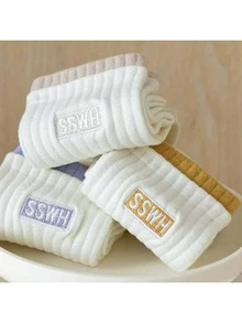 3pcs Random Color Fashionable Versatile White Mid-Calf Socks For Women, Autumn/Winter, Letter Design, Moisture-Wicking, Sports Socks, Seamless, Socks - Multicolor - View 3