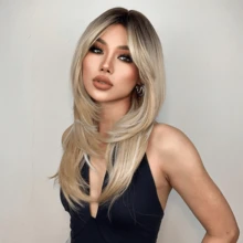 Elegancka peruka ombre blond do ciemnych odrostów z grzywką dla kobiet, 18 cali – syntetyczne włosy odporne na ciepło, naturalny, warstwowy styl, idealna na co dzień i do cosplayu, odpowiednia do noszenia na co dzień, na urodziny, występy, włókno odporne na ciepło, cosplay, Halloween, kostiumy świąteczne, imprezy, festiwale muzyczne, wesela, bale maturalne, wybór letnich fryzur damskich - Złoto - Zobacz 4