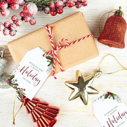 500 Etiquetas de regalo para Navidad con cordón - Etiquetas de regalo de Feliz Navidad, Felices Fiestas, Etiquetas de regalo de Navidad con acebo para envolver regalos, bolsas de regalo, decoración de fiesta de Navidad