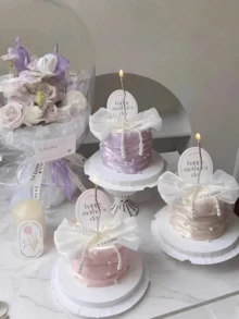 10/20 pièces - Décorations de gâteau en forme de nœud avec perles blanches, set de décoration de gâteau romantique, décorations de nœuds, perles d'enveloppement de fleurs et fournitures florales pour la décoration de gâteau. Convient pour les anniversaires, la fête des mères, les anniversaires, les mariages, la Saint-Valentin et les fêtes.