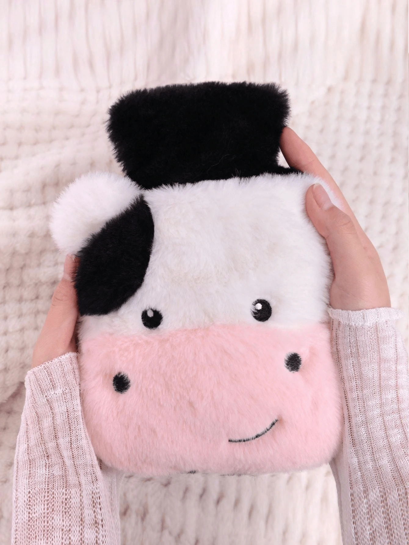 1个可爱热水袋，仿毛皮外罩，女孩加热垫，暖肚子，热水袋，小巧便携，可充水，暖手宝