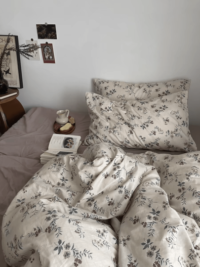 طقم بياضات نمط الزهور الرجعي 3 قطع، 2 غطاء وسادة + 1 غطاء لحاف