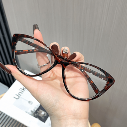 New Large-Frame Ret…