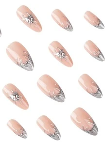 Sanrio Verbessern Sie Ihr Aussehen mit einem 24er-Set mittelgroßer mandelförmiger Kunstnägel - mit modernem, lässigem, minimalistischem, elegantem und süßem hellrosa Design, sowie einem einzigartigen dunkel-punkigen Stil, 3D-metallisch aussehenden silbernen Dorn- und Herzprägungen und coolen silbernen flüssig-artigen Dornmustern im französischen Stil.