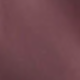 عنابي اللون