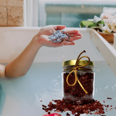 Sales de baño Ven a Mí con feromonas aromaterapia relajante atrae bienestar presentación premium spa tina baño cuidado especial uso personal experiencia sensorial