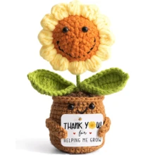 1pc Handmade Crochet Desktop Decor, Funny Smiling Sunflower Plant Shaped, Birthday Gift For Best Friend, Girlfriend, Sister, Teacher, Mom, Grandma, Coworker, Family, Positive Vibes, Party, Halloween, Christmas, Appreciation, Plush Doll, Small Gift