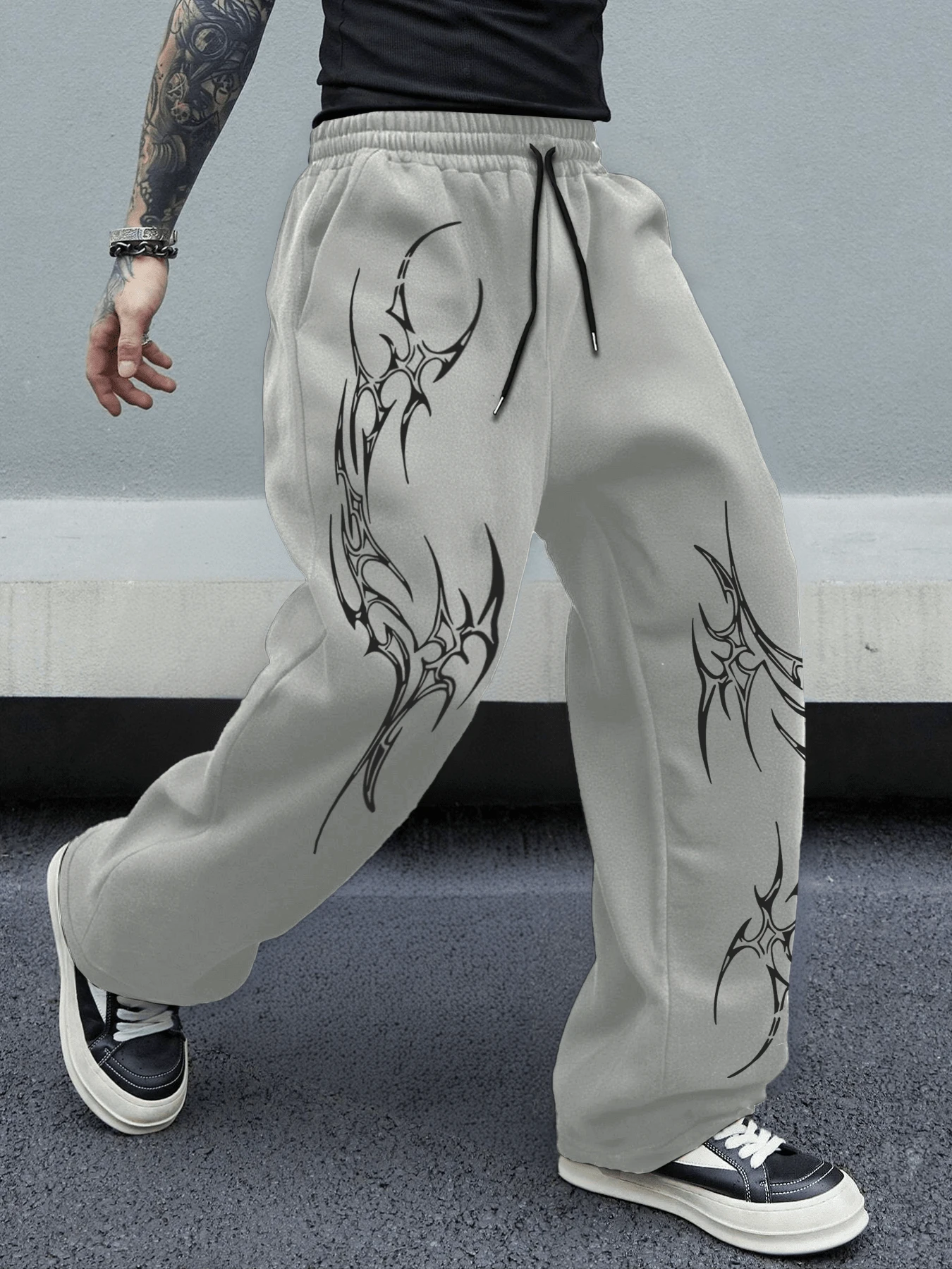 哥特式印花直筒运动裤，宽松版型，男女通用，街头休闲装，舒适运动装，运动裤，休闲裤，运动裤 - 淺灰色 - 查看 1