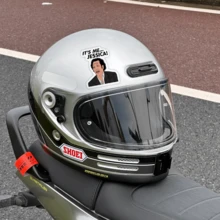 Adesivo de vinil It's Me Jessica Hot Chick, 2 peças, acabamento fosco, autoadesivo, uso único, adesivos para garrafas de água, copos, laptops, chapéus, capas de celular - formato assimétrico, aplicação de superfície versátil