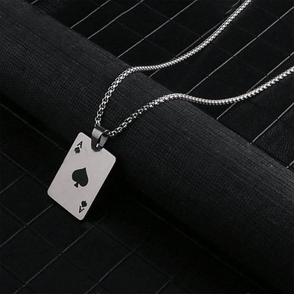 1 pieza Cadena de suéter de acero inoxidable para hombre, colgante de pareja con diseño de póker de picas y corazones, estilo hip hop y nicho creativo