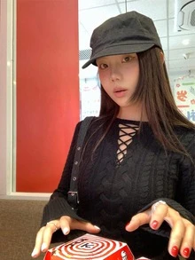 加州艺术学院复古设计收腰修身针织毛衣，女士款，可叠穿，冬季黑色春季款 - 黑色 - 查看 6