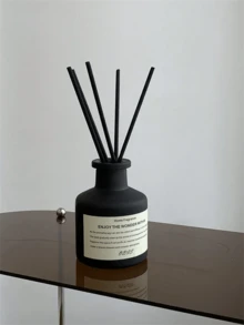 Set de 5 piezas (1 botella de aceite de aromaterapia + 4 varillas difusoras) Set de aromaterapia sin llama, ambientador de fragancia floral de larga duración para el hogar y espacios interiores, ideal para dormitorio y baño, incluye bolsa con burbujas