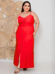 Women's Plus Size Long Dress In Plain Viscose With Padded Bra, Adjustable Straps And Front Buttons - Red - View 3
