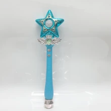 Baghetă magică în formă de lună și stea cu efecte luminoase și sonore, recuzită magică, potrivită pentru petrecere de ziua de naștere, adunări de sărbători, jocuri de rol și alte ocazii, hobby, colecție, articole de petrecere, Halloween, Crăciun