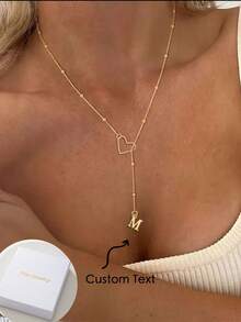 时尚、优雅、略带性感的英文字母定制不锈钢吊坠珠子装饰链项链，是女士精致家庭宴会、圣诞节、感恩节、生日送给家人和朋友的完美珠宝配饰，也是新年魅力之选。