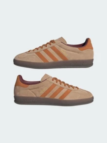 Adidas Originals Adidas Gazelle Indoor Fall Sneaker, Classic Shoe For Daily And Casual Wear, OG Sneaker Style Unisex, Timeless Three-Stripe, Skate Outfit Ideas, JH5412 - 淺棕色/橙色 - 查看 3
