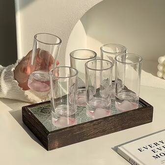 1 st. vitvinsglas med rosa bergsbas, lämpligt för cocktailglas, glasmugg, lämpligt för hemmet, bar, restaurang, hotell, kreativ kopp, spritkopp, 100 ml