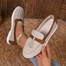 女式黑白双色流苏乐福鞋 - 舒适一脚蹬平底鞋，时尚休闲通勤鞋 - 雙色 - 查看 16