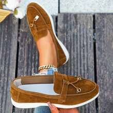 女士休闲鹿皮绒面革一脚蹬乐福鞋，时尚金属扣装饰，舒适平底鞋 - 棕色 - 查看 13