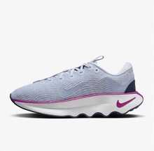 Nike Motiva 女子跑步鞋采用波浪厚底设计，减震耐磨，独特图案外底，穿着舒适，灰色、粉色和海军蓝时尚配色的户外运动鞋，独特设计推荐 DV1238-008 - 紫色 - 查看 2