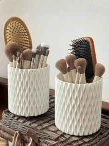 Présentoir rotatif à 360° pour pinceaux de maquillage, boîte de rangement de bureau pour rouge à lèvres, crayon à sourcils et produits de soins de la peau, boîte de rangement de produits de maquillage rotative de bureau, boîte de rangement multifonctionnelle pour coiffeuse, boîte de rangement de bureau pour stylos et accessoires de beauté, boîte de rangement créative pour maquillage, cadeau pour maman, papa, hommes, amis, professeurs, anniversaire, mariage, bureau, présentoir, accessoires, boîte cadeau, cadeau amusant, rangement, présentoir pour pinceaux de maquillage, cadeau de Noël, cadeau d'Halloween