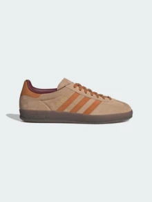 Adidas Originals Adidas Gazelle Indoor Fall Sneaker, Classic Shoe For Daily And Casual Wear, OG Sneaker Style Unisex, Timeless Three-Stripe, Skate Outfit Ideas, JH5412 - 淺棕色/橙色 - 查看 1