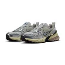 Nike 新款男士 V2K RUN 低帮舒适多功能运动休闲跑步鞋 HJ4497-100 - 銀灰色 - 查看 1