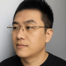 1 副轻质无框防蓝光时尚眼镜，金属框架和 PC 框架可选，适合日常通勤。适合长期使用电脑、手机、屏幕、工作人员和装饰性佩戴