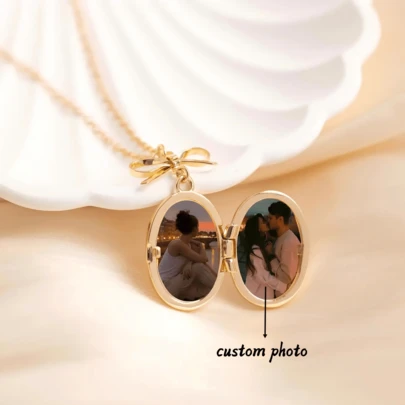 Customized Vintage Oval Butterfly Photo Pendant Necklace, Personalized Photo Charm, Butterfly Necklace, Butterfly Charm, Christmas Gift, Wedding Gift, Gift For Sister, Beautiful Gift For Best Friend, Back To School Gift, Christmas, Halloween, Mother's Day Gift, Birthday, Mother's Day, Valentine's Day