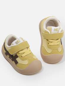 1 双婴儿鞋，带线条装饰，皮革材质，防滑功能，防撞鞋头设计，钩环带，平跟，休闲活力风格，适合户外散步和玩耍 - 黃色 - 查看 5