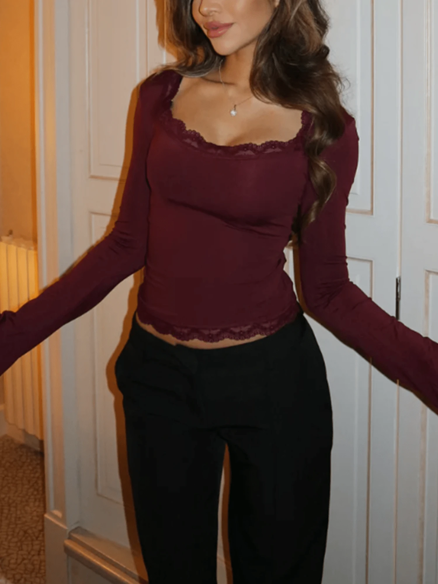 Women's Spring Fall Lace Trim Blouses Long Sleeve Square Neck Slim Party T-Shirt - 酒紅色 - 查看 1