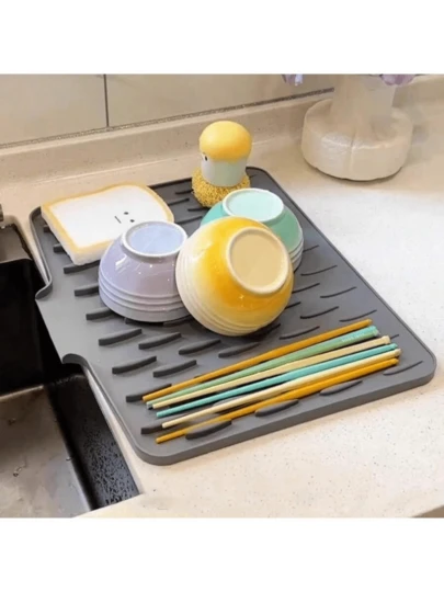 1/2pcs Silicone Drain Rack,Multifunctional Drain Mat,PlasticDry Holder,Kitchen Sink Splash Guard - Silicone Faucet Handle Drip Filter Tray,Dishwashing Soap Dispenser,And Sponge Holder Pad Behind The Faucet,Kitchen Small Tool Sink Accessories Suitable