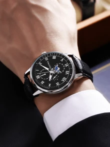 4 قطع مجموعة ساعات رجالية، ساعة بسوار جلد ثلاثية العيون بطراز روماني + سوار كوبي + خاتم أسود بصليب، مناسبة للاستخدام اليومي والعمل، كهدية عيد ميلاد للرجال - الأسود - مشاهدة 3