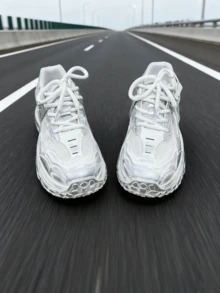 Zapatos deportivos casuales con malla transpirable de estilo retro para hombres de Tom's, con suela gruesa y zapatillas chunky, de moda y versátiles para el verano