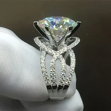 Anillo de compromiso de mujer de lujo plateado en plata con cobre, incrustado con circonita cúbica redonda brillante - Diseño elegante, adecuado para propuesta, boda, uso diario, regalo de Navidad y Día de San Valentín