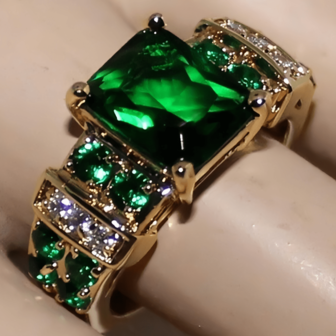 Anillo chapado en oro de 14K con circonita cúbica brillante, diseño cuadrado - Perfecto para bodas, compromisos, aniversarios, regalos del Día de San Valentín, estilo de lujo, accesorios para fiestas