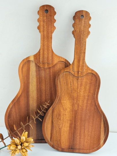 نصف قطعة صينية خشبية بشكل الجيتار، لوح جبن، صينية تقديم الإفطار، صينية خشبية بشكل غير متماثل، صينية خشبية متعددة الاستخدامات لتجمعات المنزل والحفلات والاستخدام الخارجي