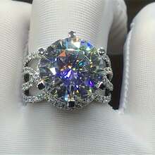 1 pieza Anillo de compromiso de lujo para mujer, bellamente plateado en plata con circonita cúbica sintética redonda y brillante incrustada, accesorio elegante para bodas y fiestas, regalo de joyería preciosa para un ser querido, regalo de vacaciones