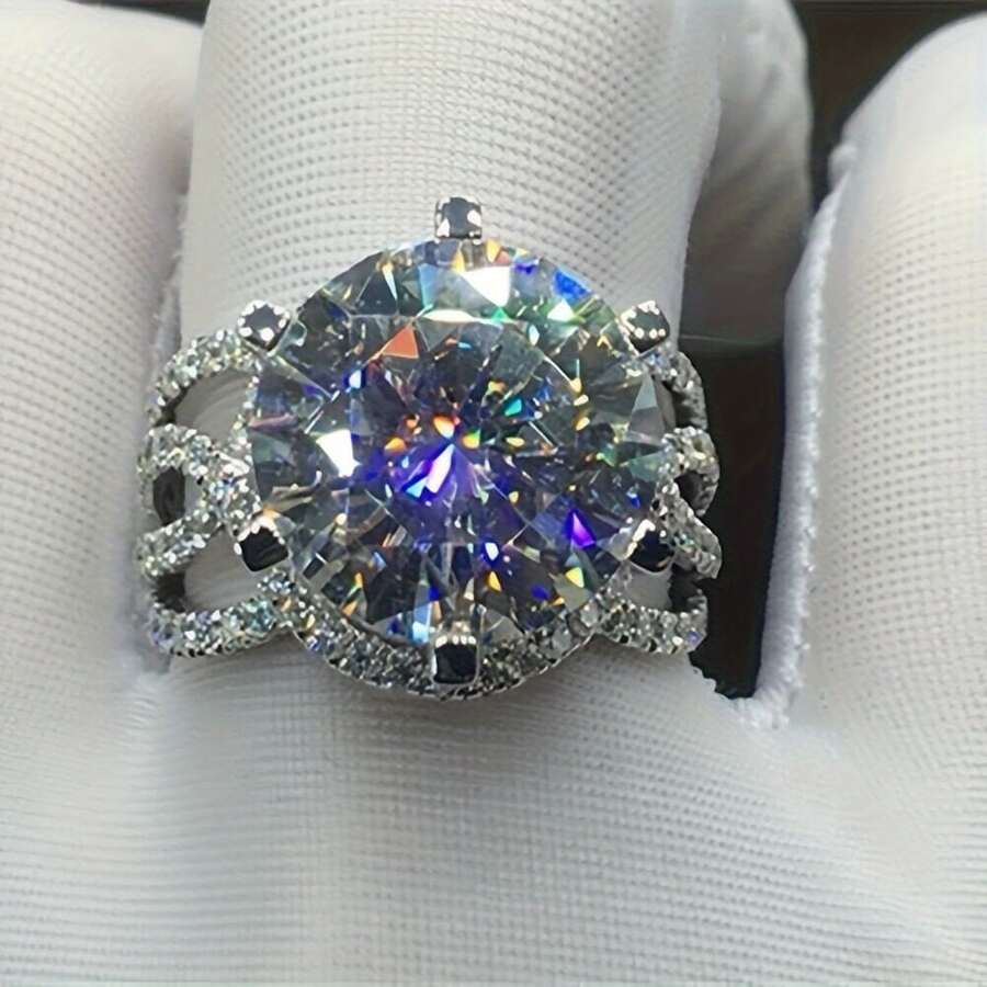 1 pieza Anillo de compromiso de lujo para mujer, bellamente plateado en plata con circonita cúbica sintética redonda y brillante incrustada, accesorio elegante para bodas y fiestas, regalo de joyería preciosa para un ser querido, regalo de vacaciones