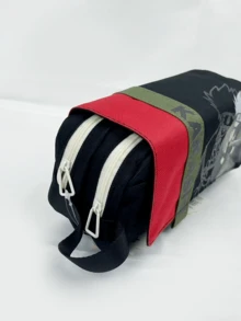 Estojo para caneta de anime Hatake Kakashi - Edição vermelha, porta-papelaria exclusivo e durável com fecho de zíper, ideal para escola, escritório ou viagens, presente perfeito para fãs de anime e estudantes