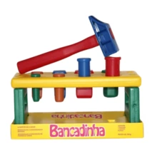 Bancadinha – brinquedo com martelo e pinos para Bebê - Multicolorido - Visão 4