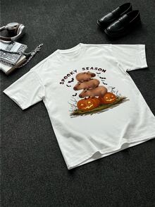 Spooky Season Capybara Stack On Pumpkins Halloween Men's TShirt, Unique Graphic Print Tee For Fall Celebration, Comfortable Cotton Fabric, Festive And Fun Style.