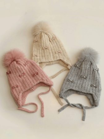 1 件儿童/青少年双层保暖护耳蝴蝶结和绒球针织帽