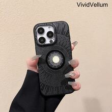 Funda para teléfono con textura de lichi y un gran círculo negro. Compatible con phone 16 Pro Max, 16, 15 Pro, 14, 14 Plus, 13, 13 Pro, 12 Pro y 12 Pro Series. Resistente al desgaste y a las huellas dactilares. - carmesí - Ver 3