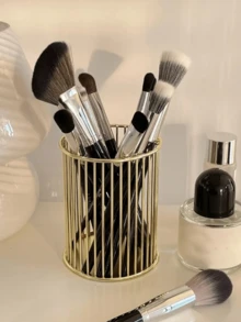 1个北欧风金色笔筒兼化妆刷收纳架，可收纳各种化妆刷，适合居家旅行，是送给女性的礼物、圣诞礼物、送礼佳品，也是房间装饰的理想之选。 - 彩色 - 查看 3